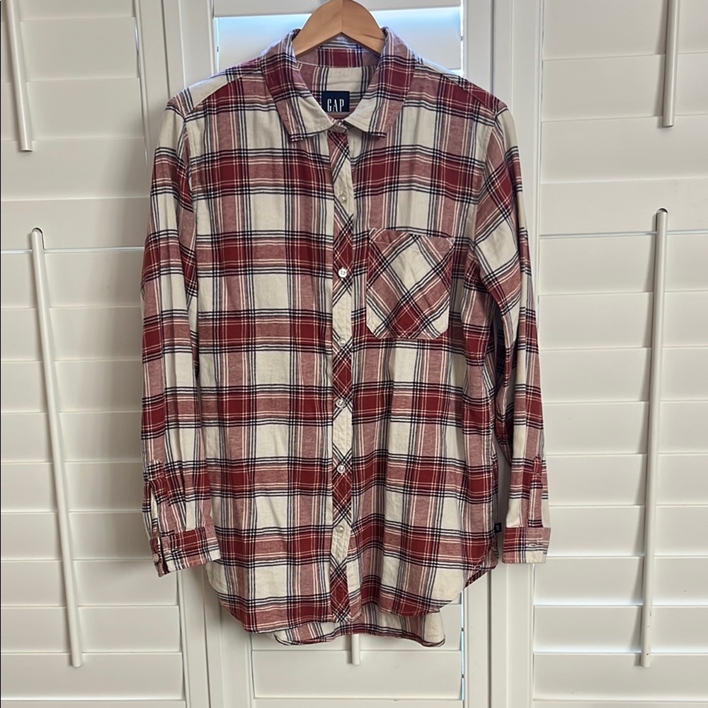 GAP Women’s Casual Flannel Plaid Shirt